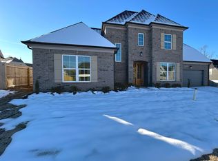 7820 Shadowcrest Rd, Memphis, TN 38125