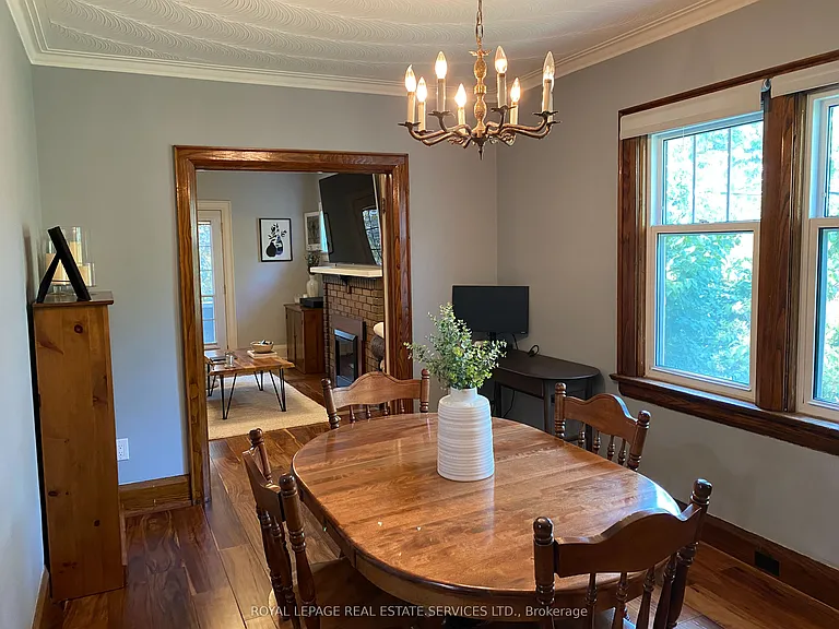 433 Willard Ave — Photo 4