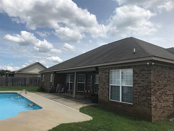 3rd image of 114 Flatrock Dr