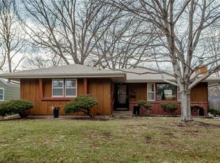 528 32nd St, West Des Moines, IA 50265