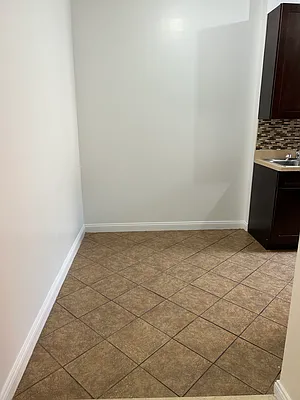 Rented by Rani Dishi, LREB | media 3