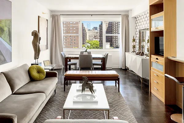 360 West 22nd Street #12L