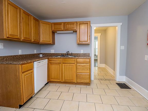 5th image of 1507 Wilson Ave APT 102