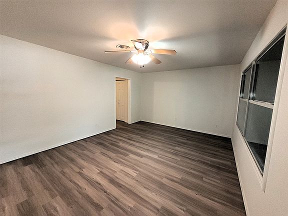 4th image of 504 S Judd St