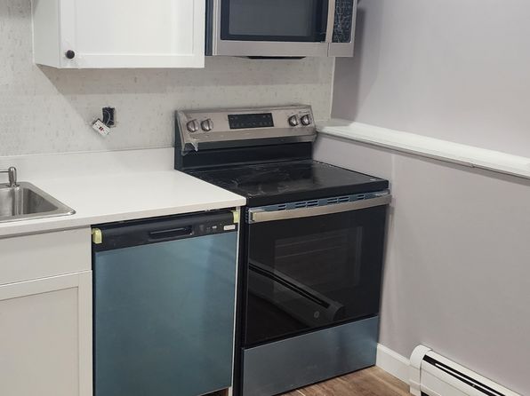 523 E Burnett Rd APT 2