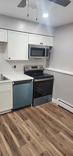 523 E Burnett Rd #2 Photo 1