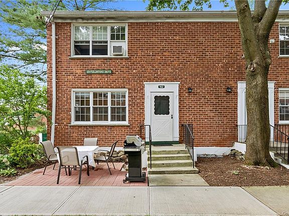2nd image of 19 Fieldstone Dr APT 162