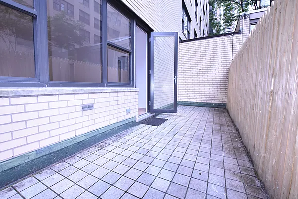 Rented by Bold New York | media 21