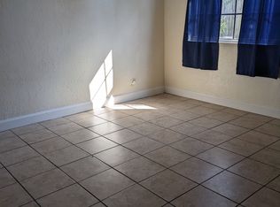 1410 Magellan Dr UNIT 5, Sarasota, FL 34243