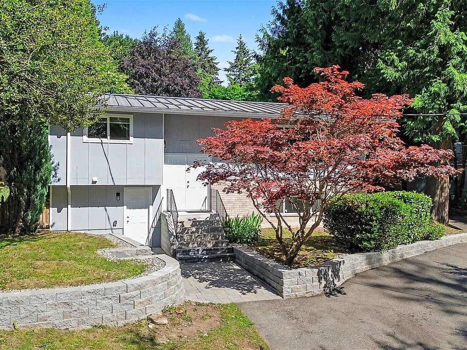 1st image of 11040 40th Avenue NE