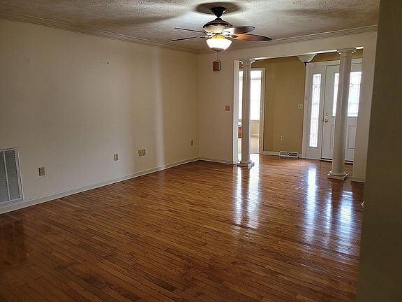 4th image of 20941 Deer Run Dr #A