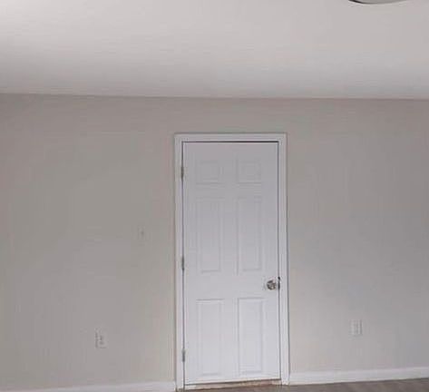 4th image of 82 N New Prospect Rd