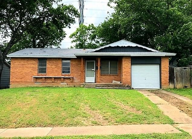 1st image of 517 NW 22nd St