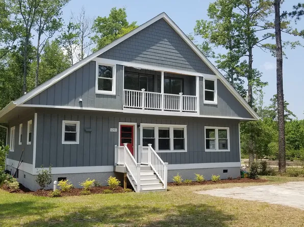 1201 Petigru Dr, Pawleys Island, SC 29585
