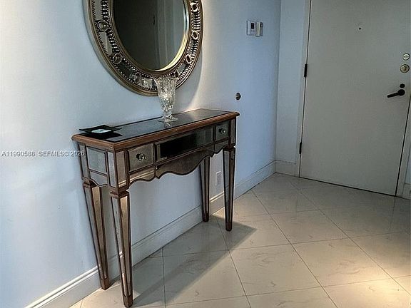 4th image of 19667 Turnberry Way APT 18K