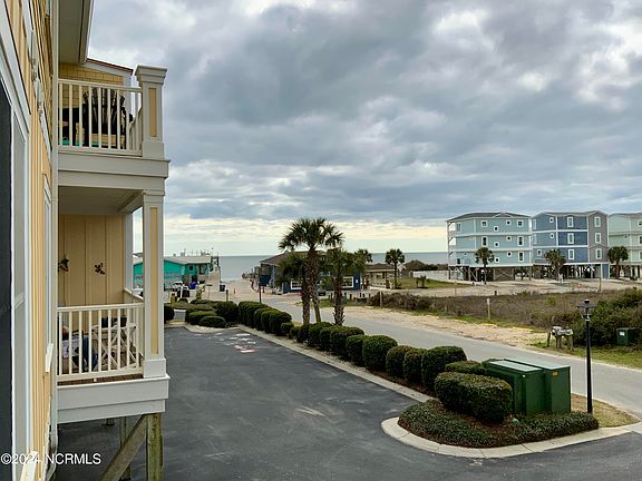 4th image of 700 Ocean Drive #115