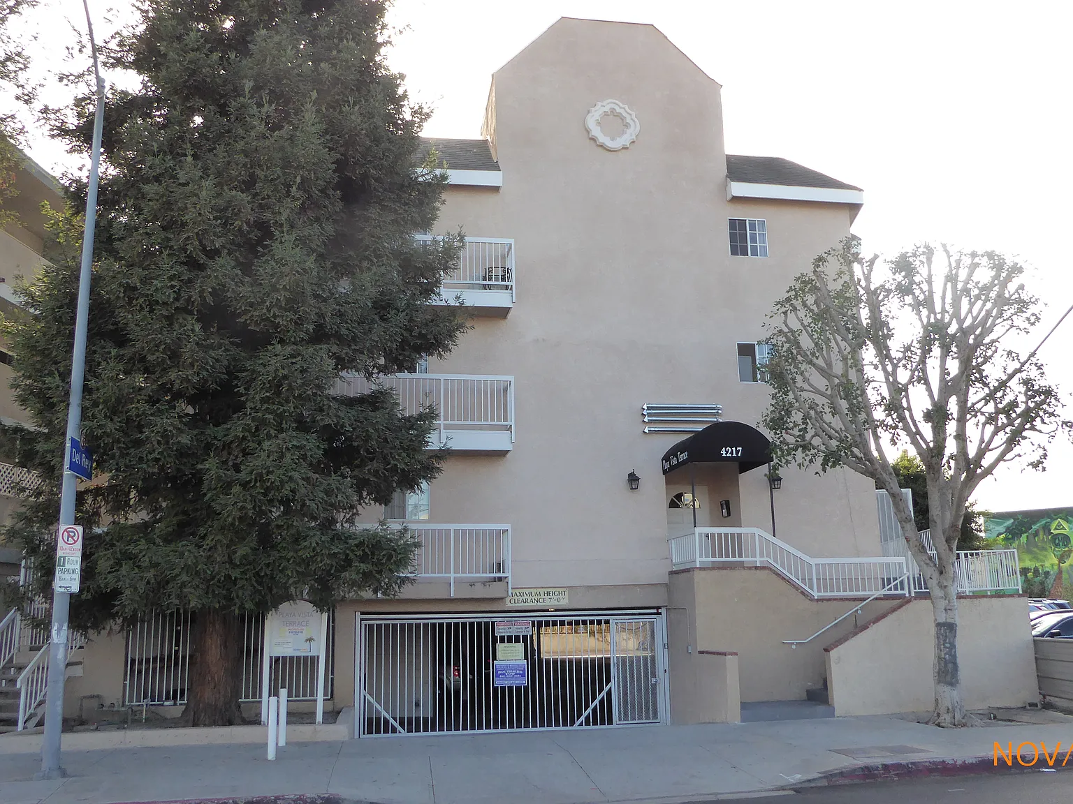 3 bed, $3,300 — Photo 1