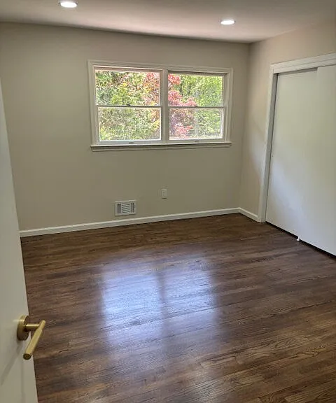 127 Stockton Ave — Photo 18