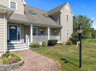 42 Cortland Ct, Swansea, MA 02777