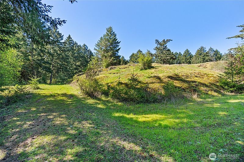 3rd image of 0 Woodpecker Ln