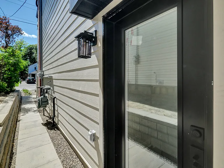 533 Broadhead Ave #B — Photo 10