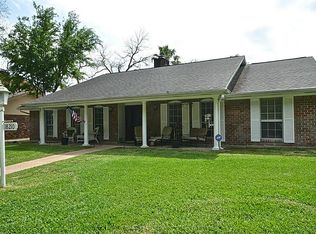 18210 Carriage Ln, Houston, TX 77058