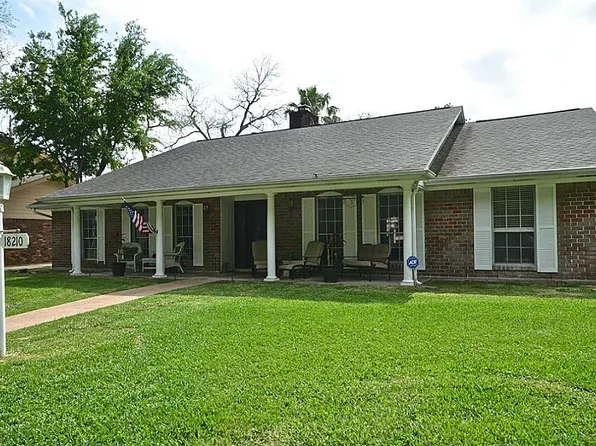 18210 Carriage Ln, Houston, TX 77058