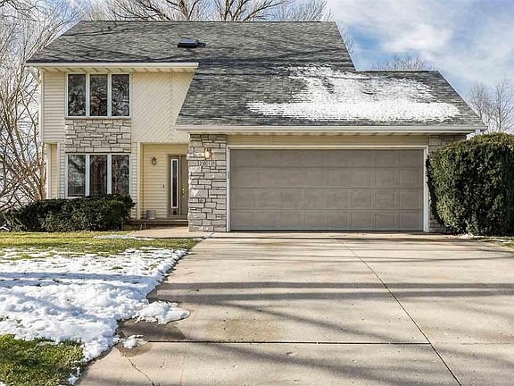 2nd image of 2018 Cambridge Dr