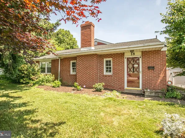 18 Laurel Ln, Plymouth Meeting, PA 19462