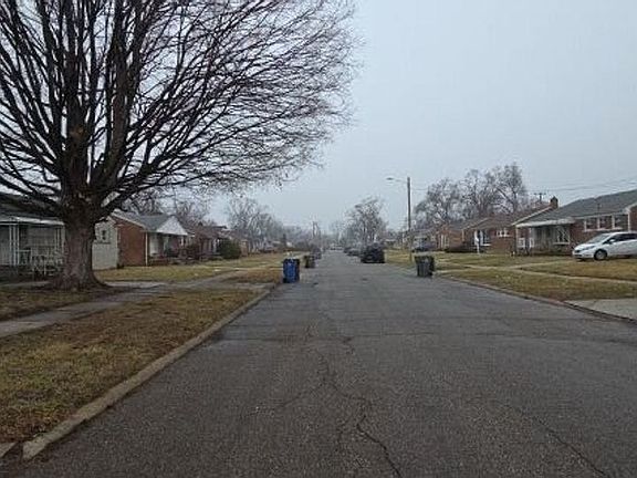 4th image of 1722 Meadowlane St