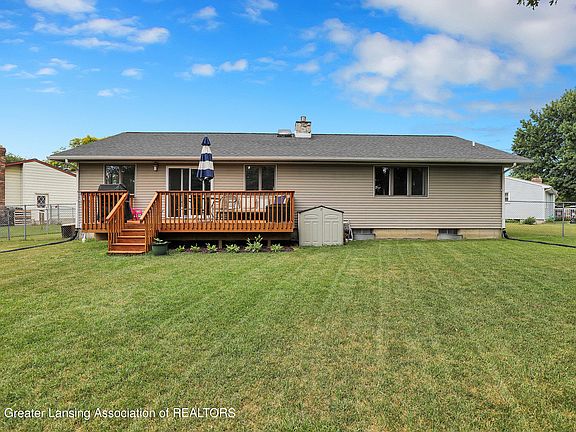 3rd image of 4801 Westvale Cir