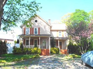206 Catharine St E, Milford, PA 18337