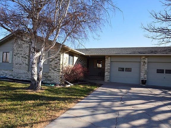 3rd image of 2714 N Henderson Dr