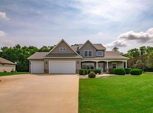 50980 Cobus Ridge Ln, Granger, IN 46530