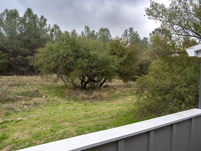 Sierra Oaks — Photo 64