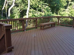 1138 Regal Oak Dr, Rockville, MD 20852
