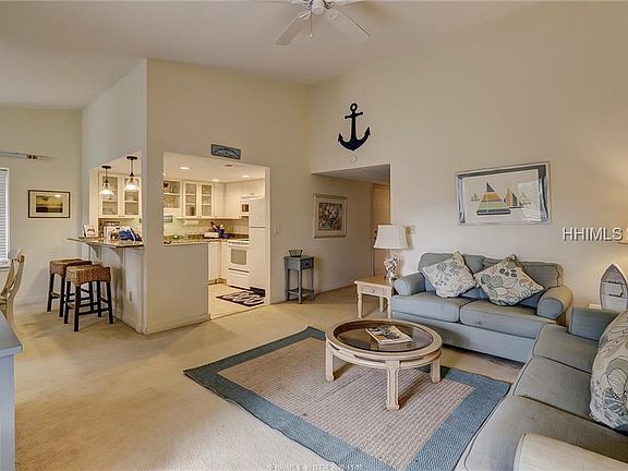 3rd image of 8 Braddock Bluff Dr Unit 1816
