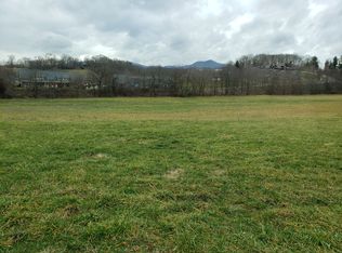 171 Double R Farm, Candler, NC 28715