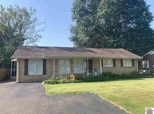 1663 Calloway Ave, Murray, KY 42071