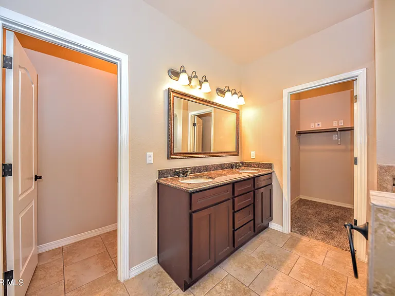 13313 Tuggle Rd — Photo 16
