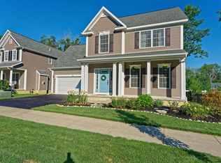 35 Lancaster Ct, Ballston Lake, NY 12019