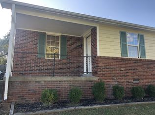 100 Sugartree Ct, White House, TN 37188