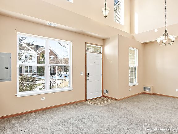 3rd image of 327 S Litchfield Dr Unit 327