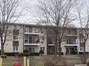 1st image of 6540 W 94th Pl APT 3B