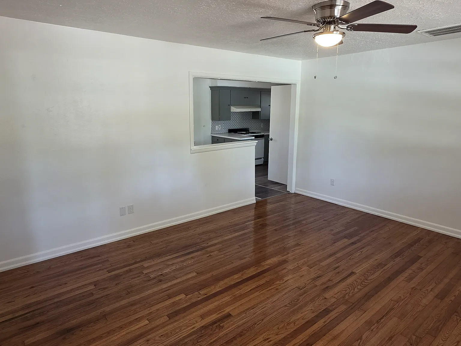 601 N Sixth Street — Photo 2