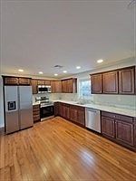 1st image of 944 Warren Ave #2-F