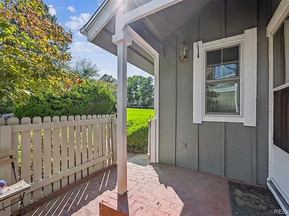 3rd image of 979 S Granby Way