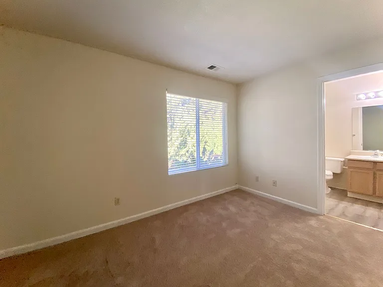 20209 Redwood Rd, Castro Valley (Downtown Castro Valley) — Photo 14