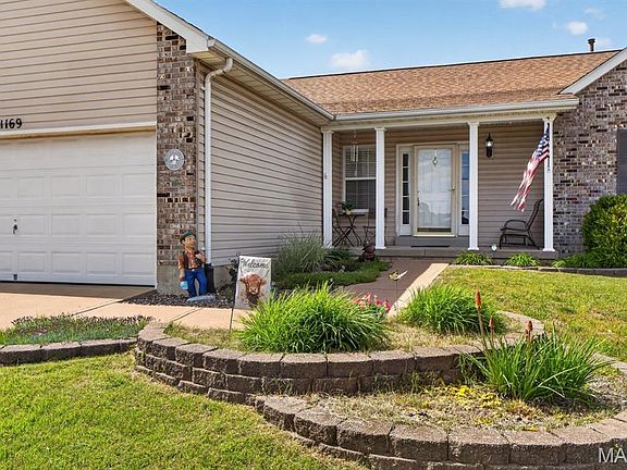 2nd image of 1169 Hickory Ridge Trl