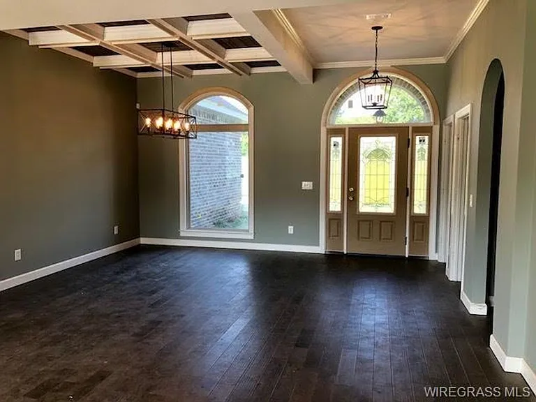 6683 County Road 708 — Photo 2